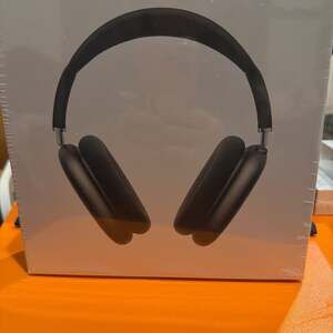 Wireless Headphones New Factory Sealed Unbranded Blk